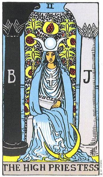 The High Priestess — นักบวชหญิง